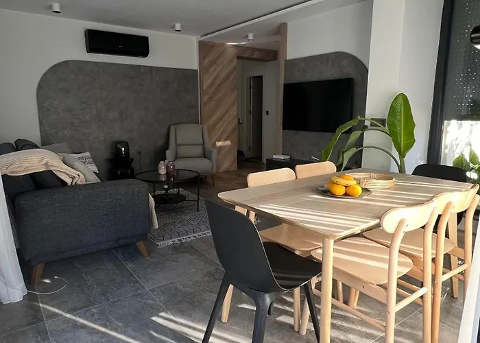 Leos Apart1 Apartamento *